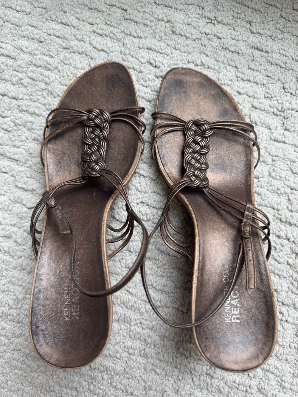 Kenneth Cole Reaction goddess bronze sandals braided strap design